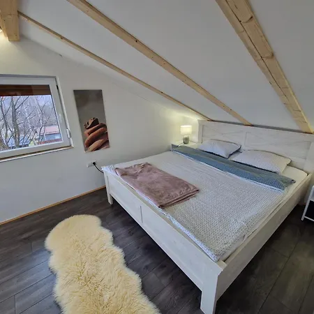 Mountain House Brutusi 17 Bjelasnica Bih فيلة