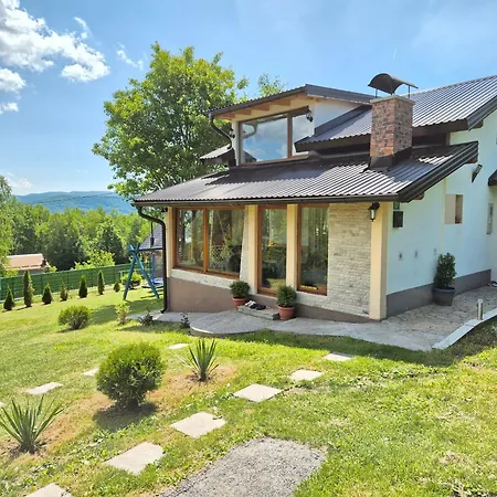 Mountain House Brutusi 17 Bjelasnica Bih Villa *